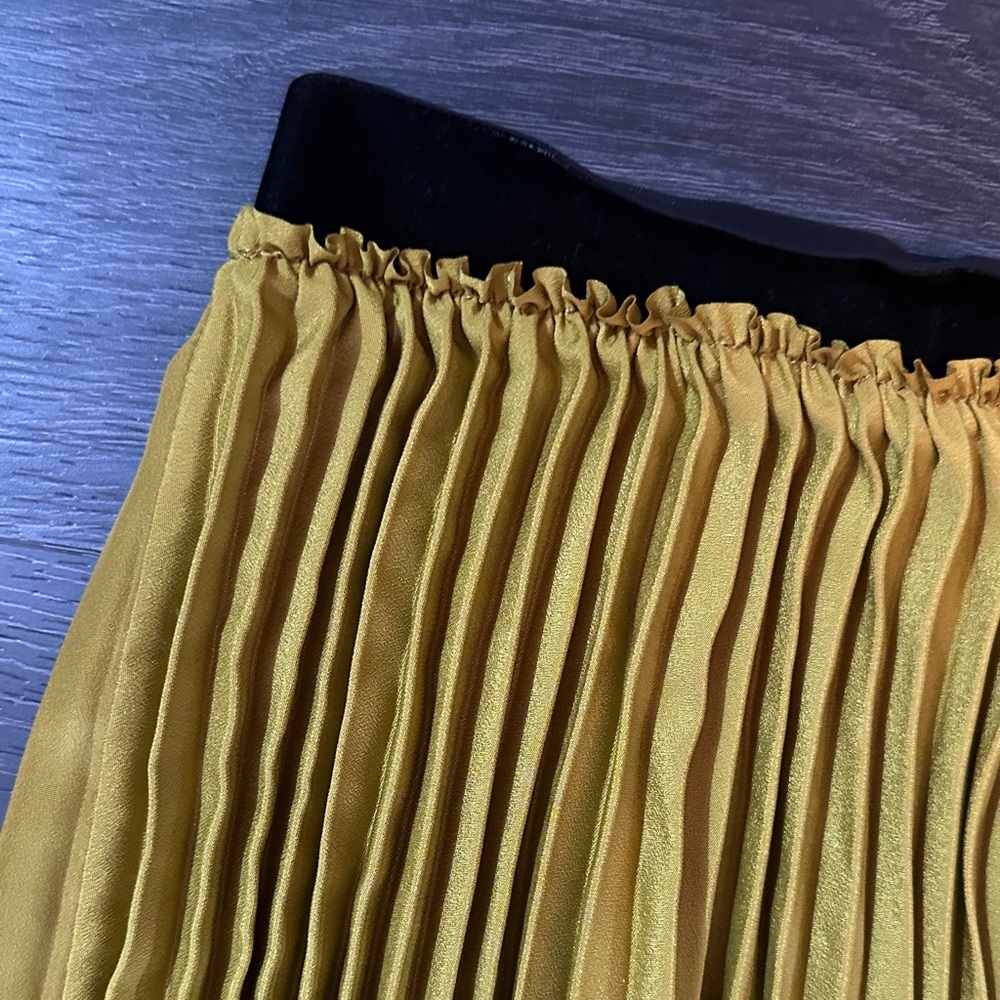 Zara yellow/green Pleated Midi Skirt - Picture 2 of 6